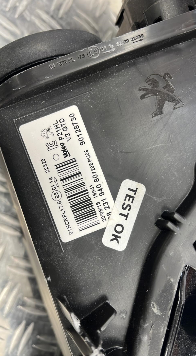 Optique avant principal gauche (feux)(phare) PEUGEOT 208 2 – 9823194080