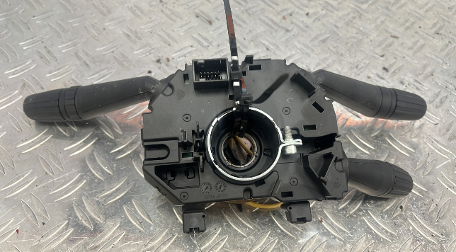 Com (Bloc Contacteur Tournant+Commodo Essuie Glace+Commodo Phare) ALFA ROMEO GIULIETTA 2 PHASE 1 – 1560905850