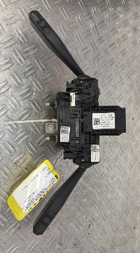 Com (Bloc Contacteur Tournant+Commodo Essuie Glace+Commodo Phare) VOLKSWAGEN GOLF 6 – 5K0953549C