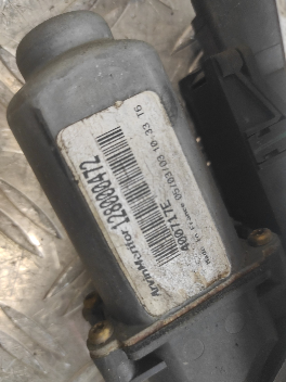 Leve vitre electrique avant droit RENAULT MEGANE 2 PHASE 1 – 128000472