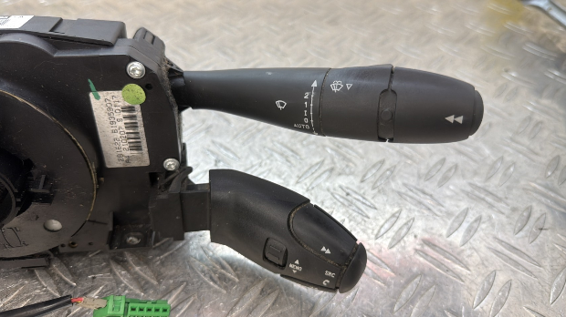 Com (Bloc Contacteur Tournant+Commodo Essuie Glace+Commodo Phare) CITROEN C6 – 96611306XT