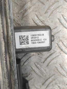 Leve vitre electrique avant gauche RENAULT TRAFIC 3 COURT PHASE 1 – 12800149204A