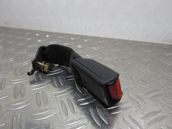 Attache ceinture arriere droit HONDA CIVIC 4 EC932