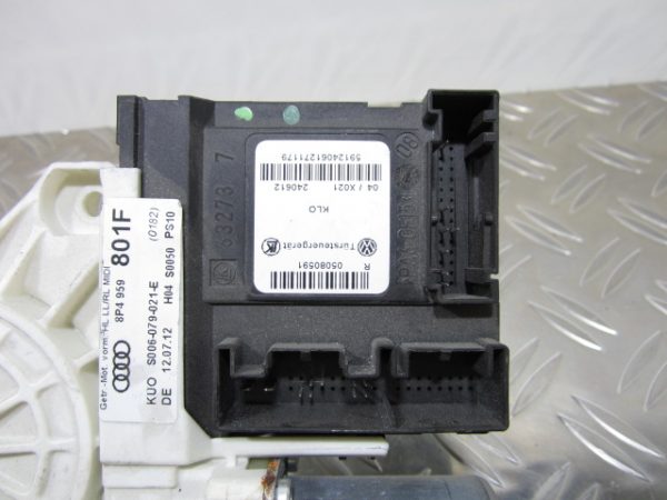 Moteur leve vitre arriere gauche AUDI A3 2 PHASE 2 – 8P4959801F / S006079021E