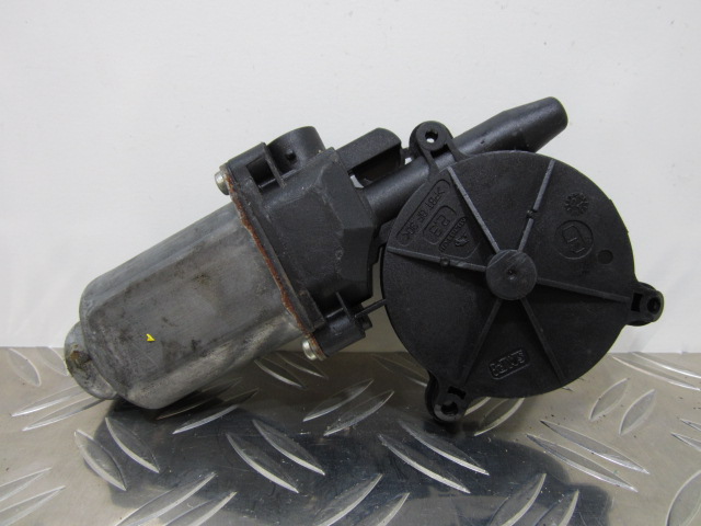 Moteur leve vitre avant gauche RENAULT TWINGO 1 – 400581