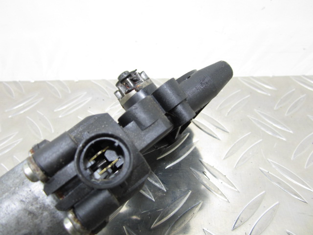 Moteur leve vitre avant gauche RENAULT TWINGO 1 – 400581