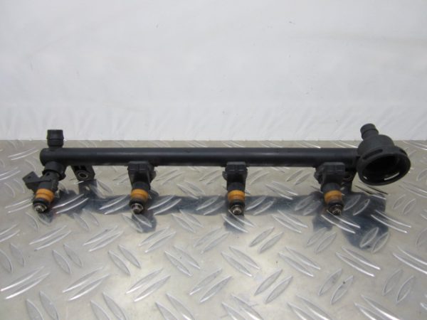 Rampe injection RENAULT MEGANE 1 1.4i – 7700112519