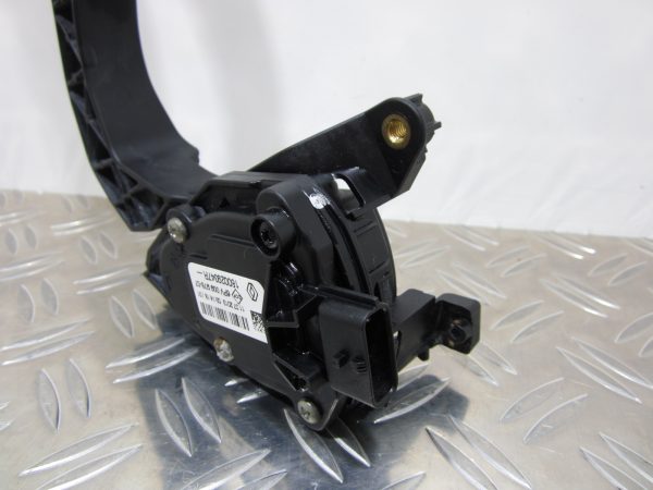 Potentiometre de pedale de gaz d’accelerateur RENAULT CLIO 4 – 180029347R