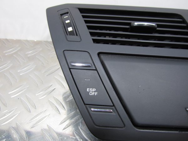 Aerateur tableau de bord CITROEN C4 GRAND PICASSO 1 – 9683265580