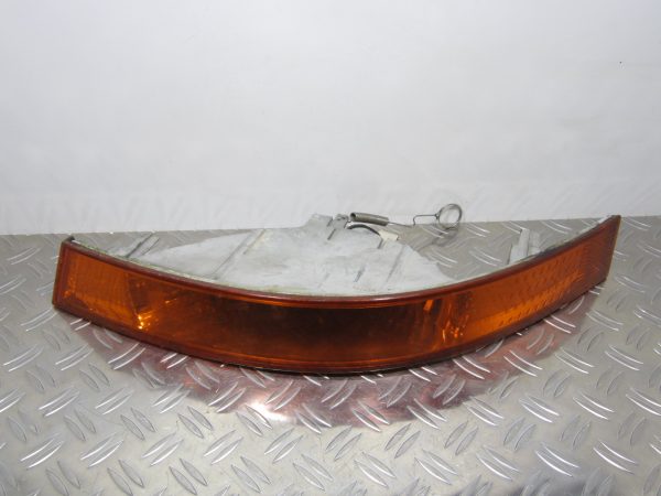 Optique avant secondaire droit (feux)(clignotant) RENAULT MASTER 2 – 8200163918