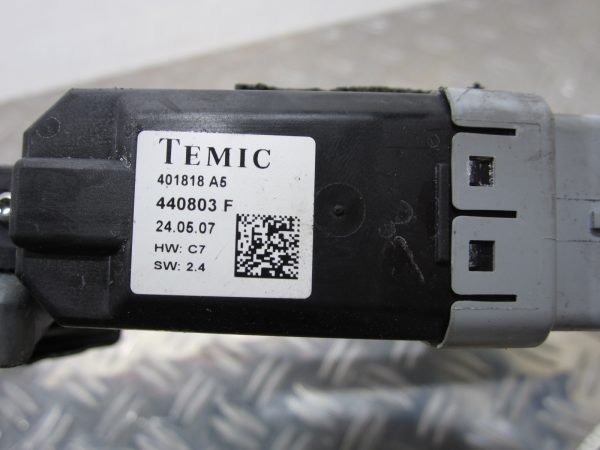 Leve vitre electrique avant gauche PEUGEOT 207 CC – 9680072080