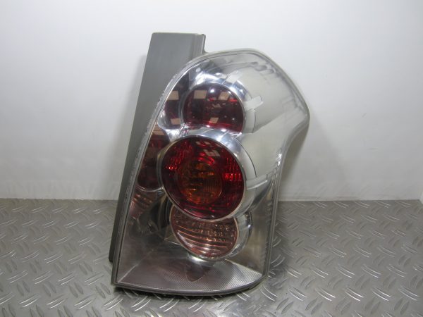 Feu arriere principal droit (feux) TOYOTA COROLLA VERSO 2 PHASE 1 – 815510F020