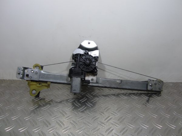 Mecanisme de leve vitre electrique avant gauche RENAULT CLIO 4 PHASE 1 – 807213867R / 9030318C / 128001472B