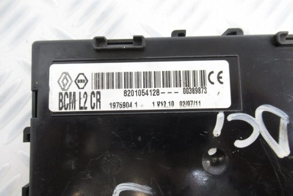 Boitier BCM Johnson Controls Renault Clio 3 DCI 8201054128
