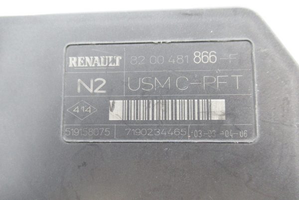 Boitier USM Renault Scenic  2 / 8200481866
