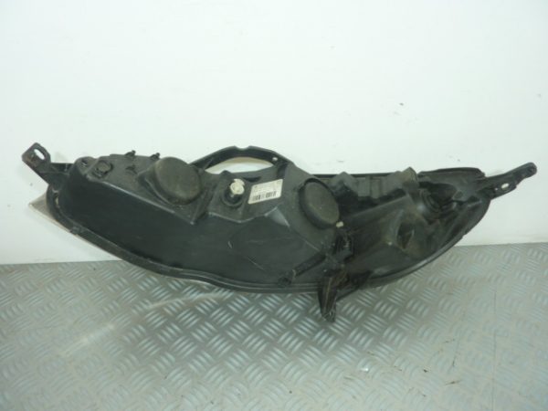 Optique avant principal droit PEUGEOT 407 BREAK