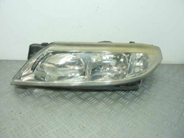 Optique avant principal gauche RENAULT LAGUNA 2 8200002845