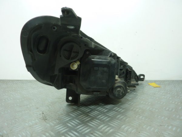 Optique avant principal gauche (feux)(phare) PEUGEOT 407 COUPE