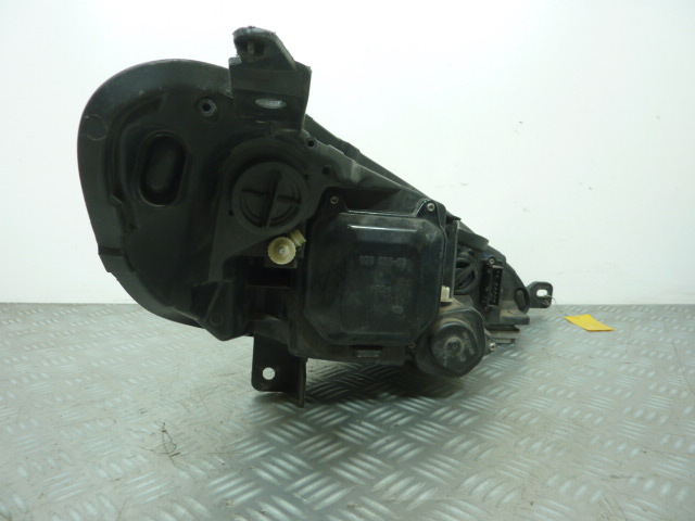 Optique avant principal gauche (feux)(phare) PEUGEOT 407 COUPE