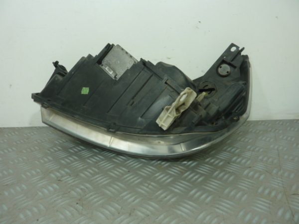 Optique avant principal droit (feux)(phare) RENAULT ESPACE 4 PHASE 2 89904974