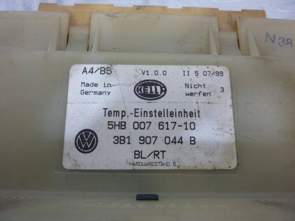 Commande chauffage VOLKSWAGEN GOLF 4 5HB00761710/3B1907044B