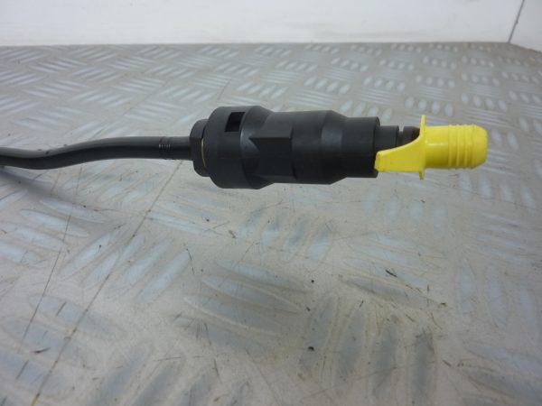Tuyau hydraulique de boite de vitesses RENAULT MASTER 2 PHASE 2 2.5DCI 8200618359