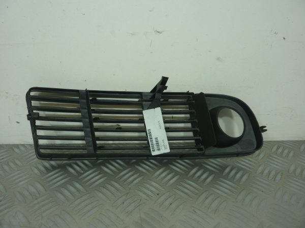 Grille de pare choc Avant Gauche AUDI A6 2 PHASE 1 60015171/AD99013GBL