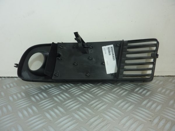 Grille de pare choc avant droit AUDI A6 2 PHASE 1  60015171/AD99013GAR