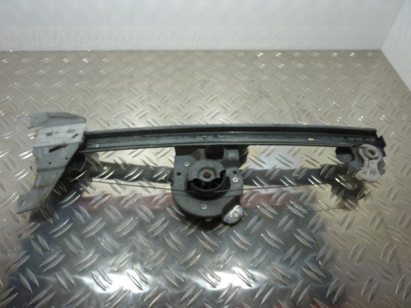 Leve vitre electrique avant gauche TOYOTA AYGO 1 PHASE 1 69820