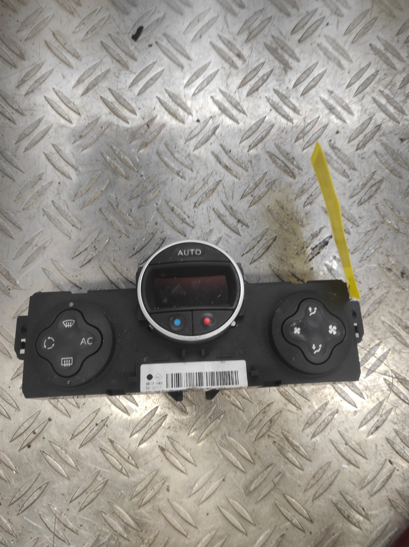 Commande chauffage RENAULT CLIO 3 PHASE 1 – 8200296683