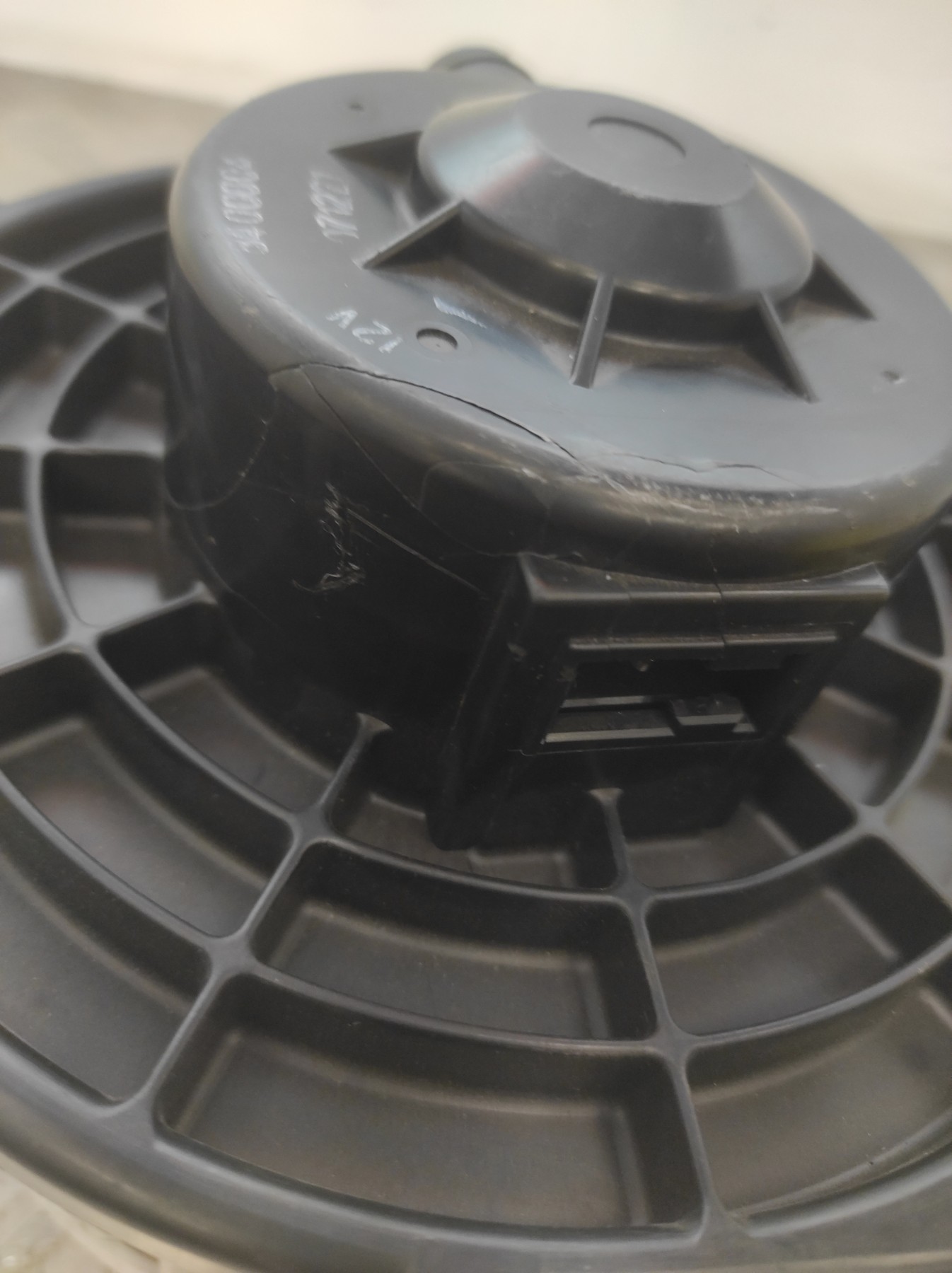 Pulseur d&rsquo;air RENAULT LAGUNA 3 PHASE 1 – 8400004