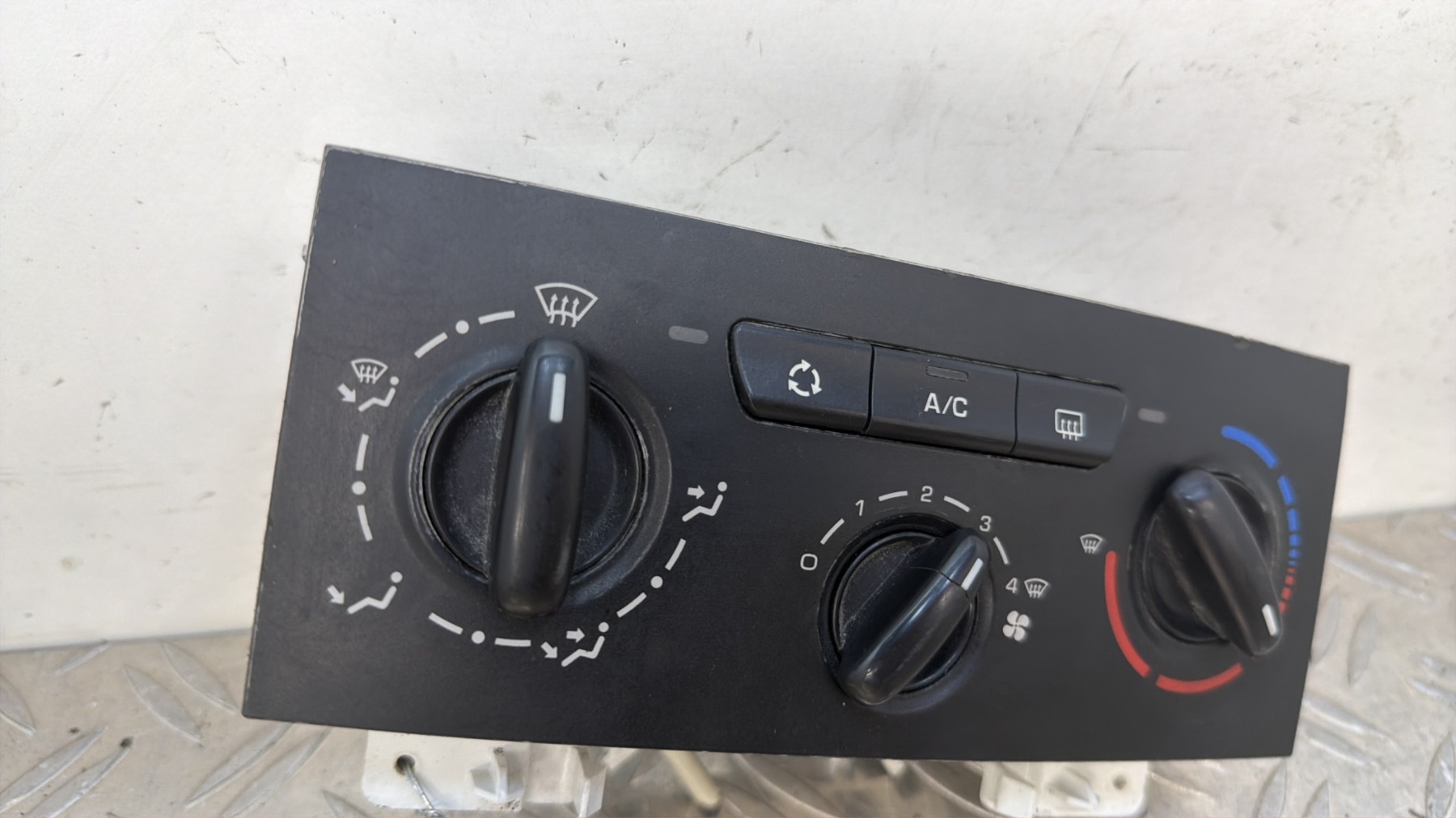 Commande chauffage FIAT SCUDO 2 – 140015338A