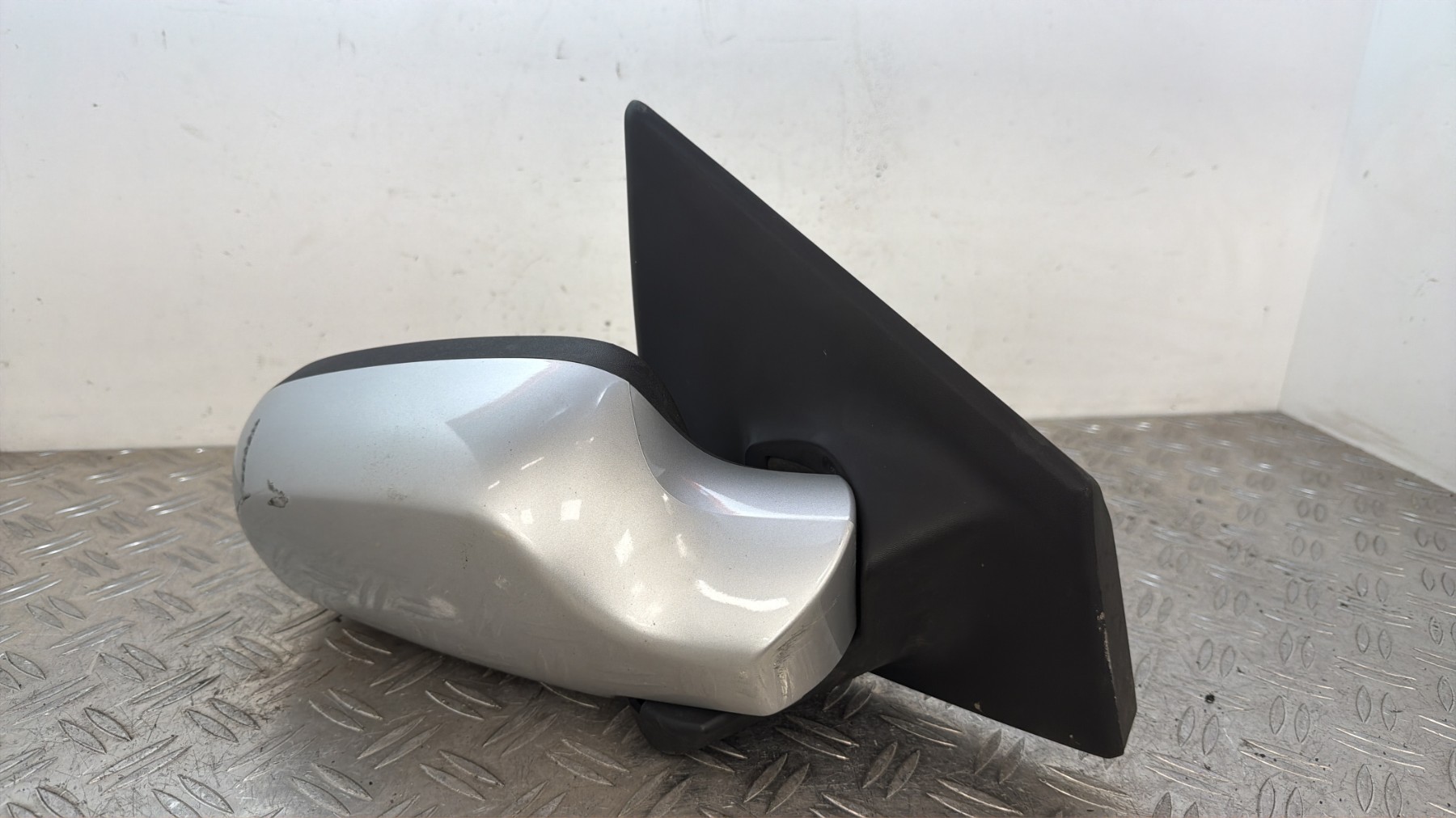 Retroviseur droit RENAULT CLIO 3 PHASE 1 – 12443070