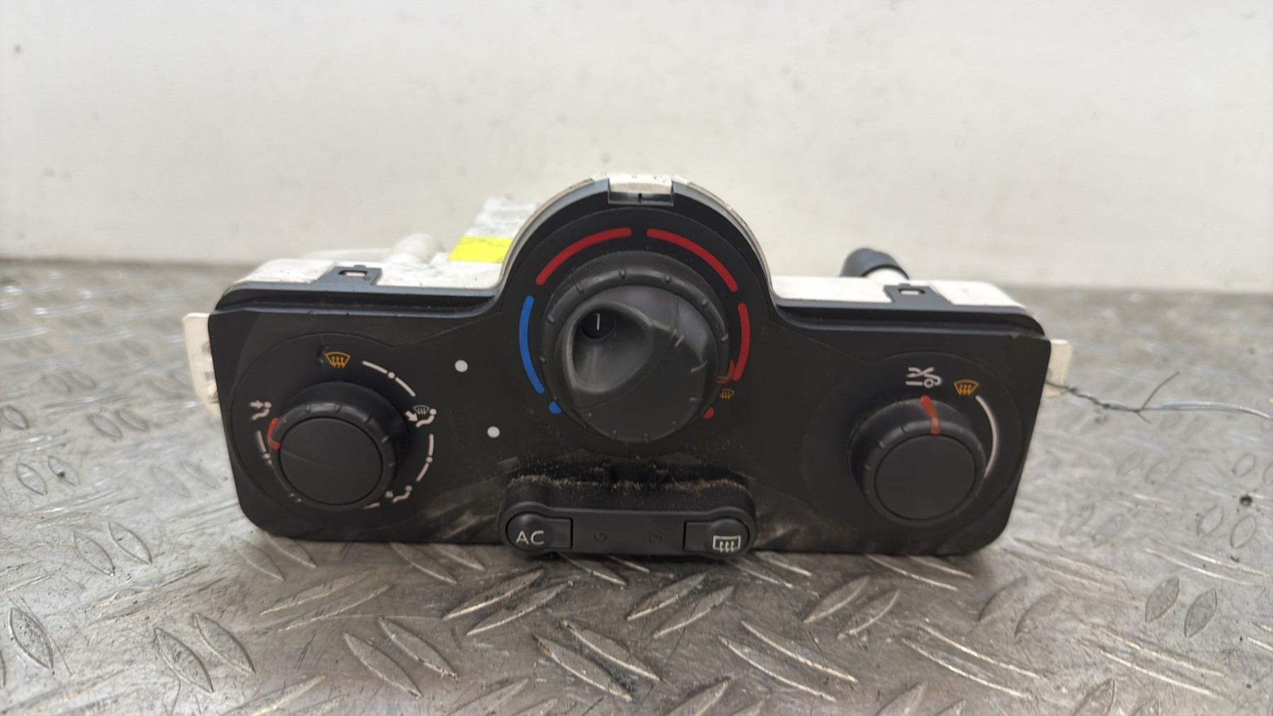 Commande chauffage RENAULT CLIO 3 PHASE 1 – 69597003