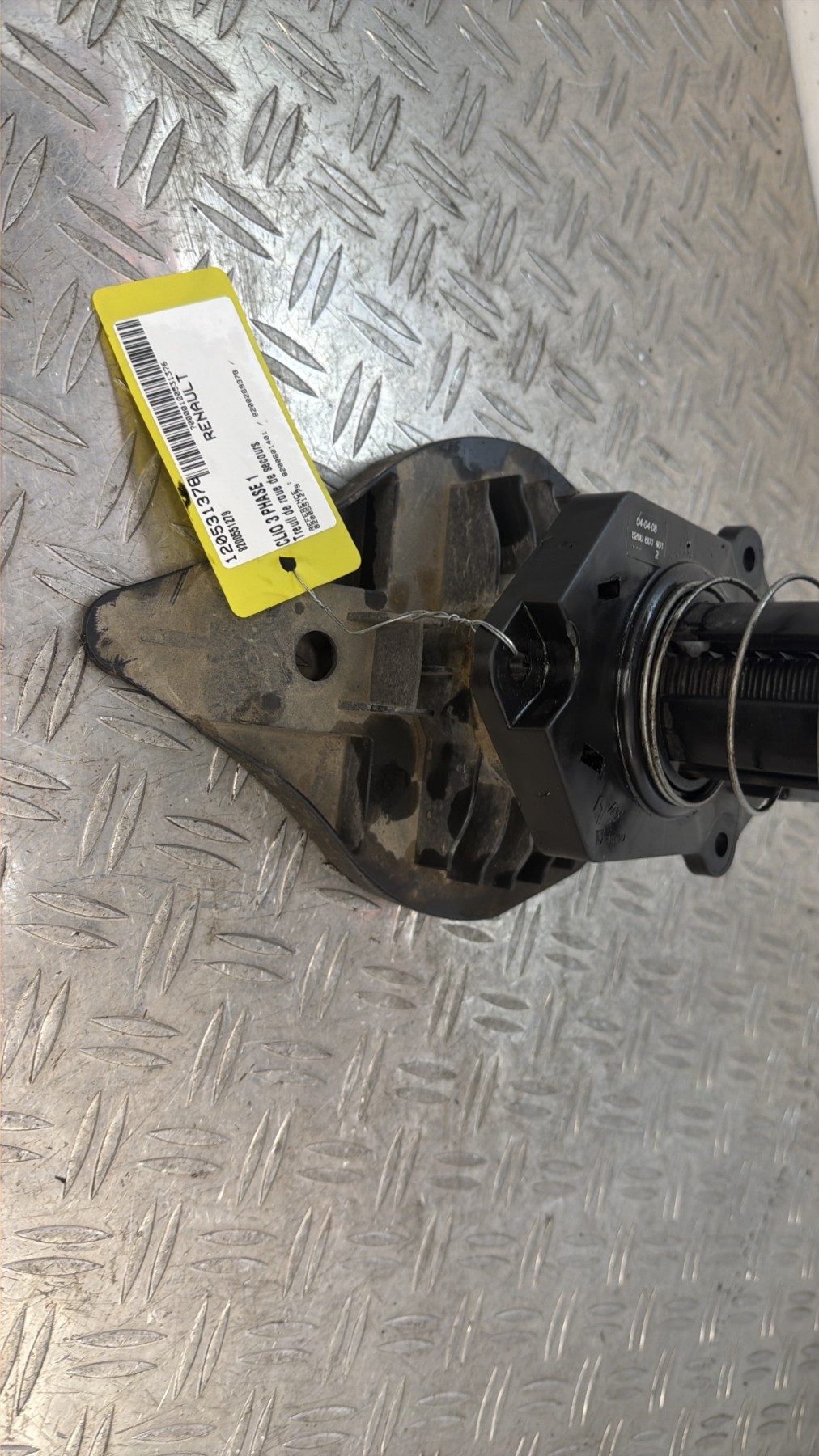 Treuil de roue de secours RENAULT CLIO 3 PHASE 1 – 8200551279