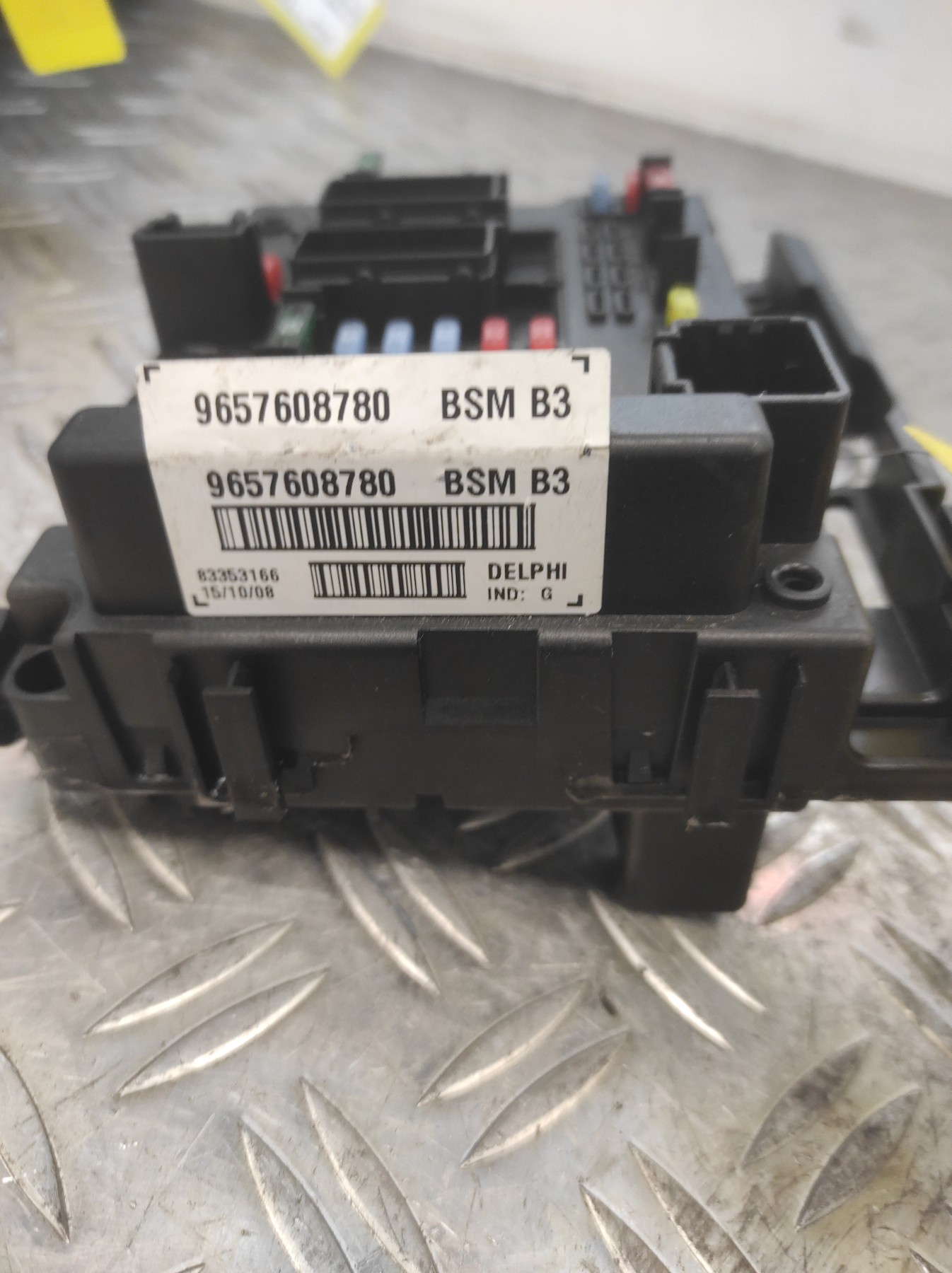 Boitier servitude moteur (BSM) PEUGEOT 206+ – 9657608780