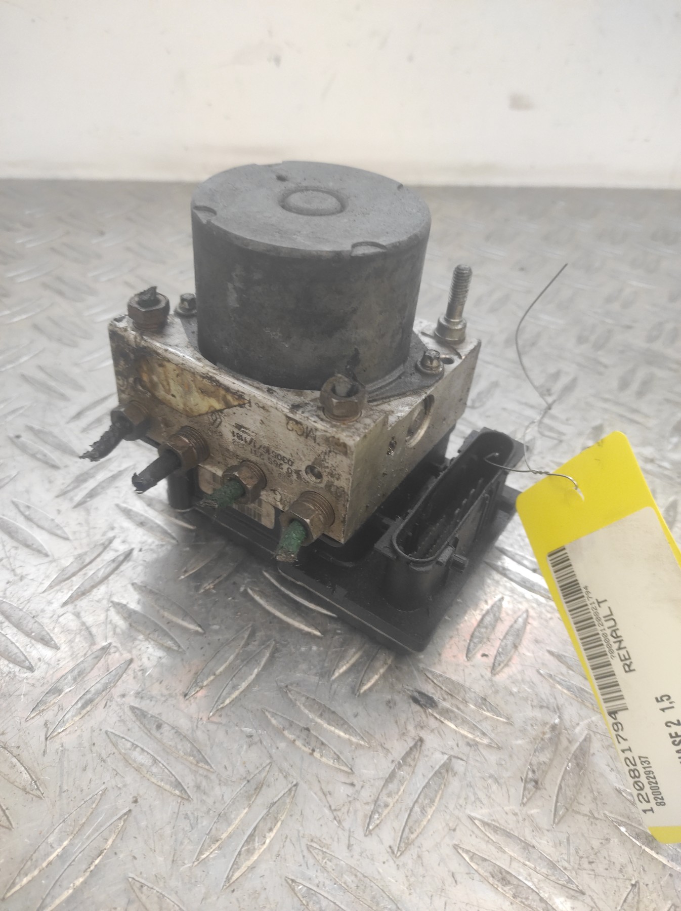 Bloc ABS (freins anti-blocage) RENAULT CLIO 2 PHASE 2 – 8200229137