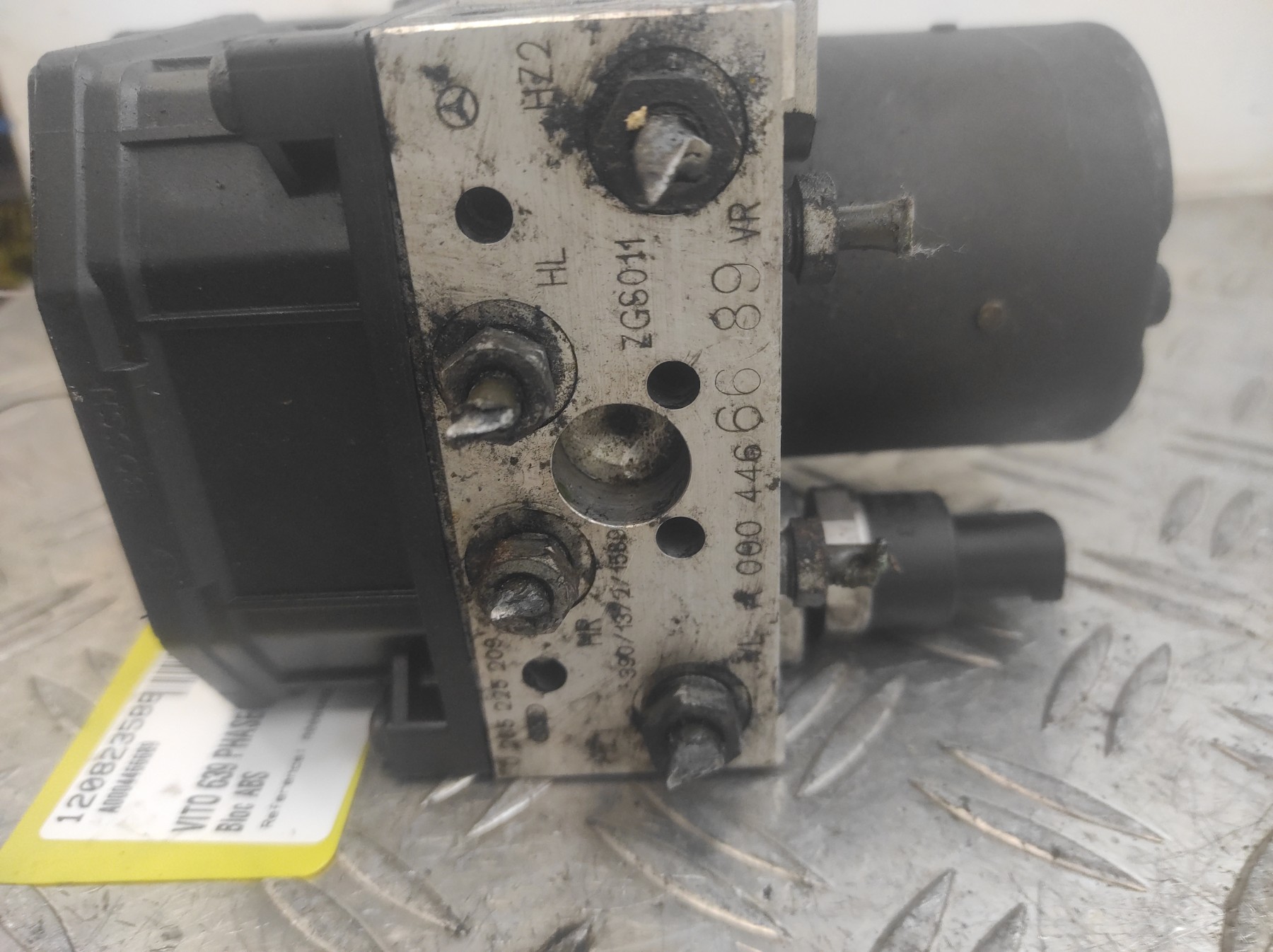 Bloc ABS (freins anti-blocage) MERCEDES VITO 639 PHASE 1 – A0004466689