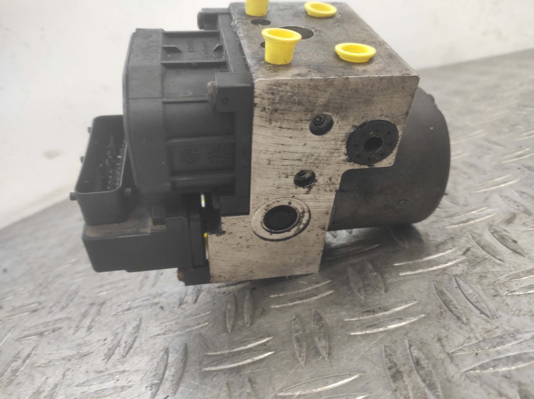 Bloc ABS (freins anti-blocage) PEUGEOT 406 PHASE 2 – 9630532980