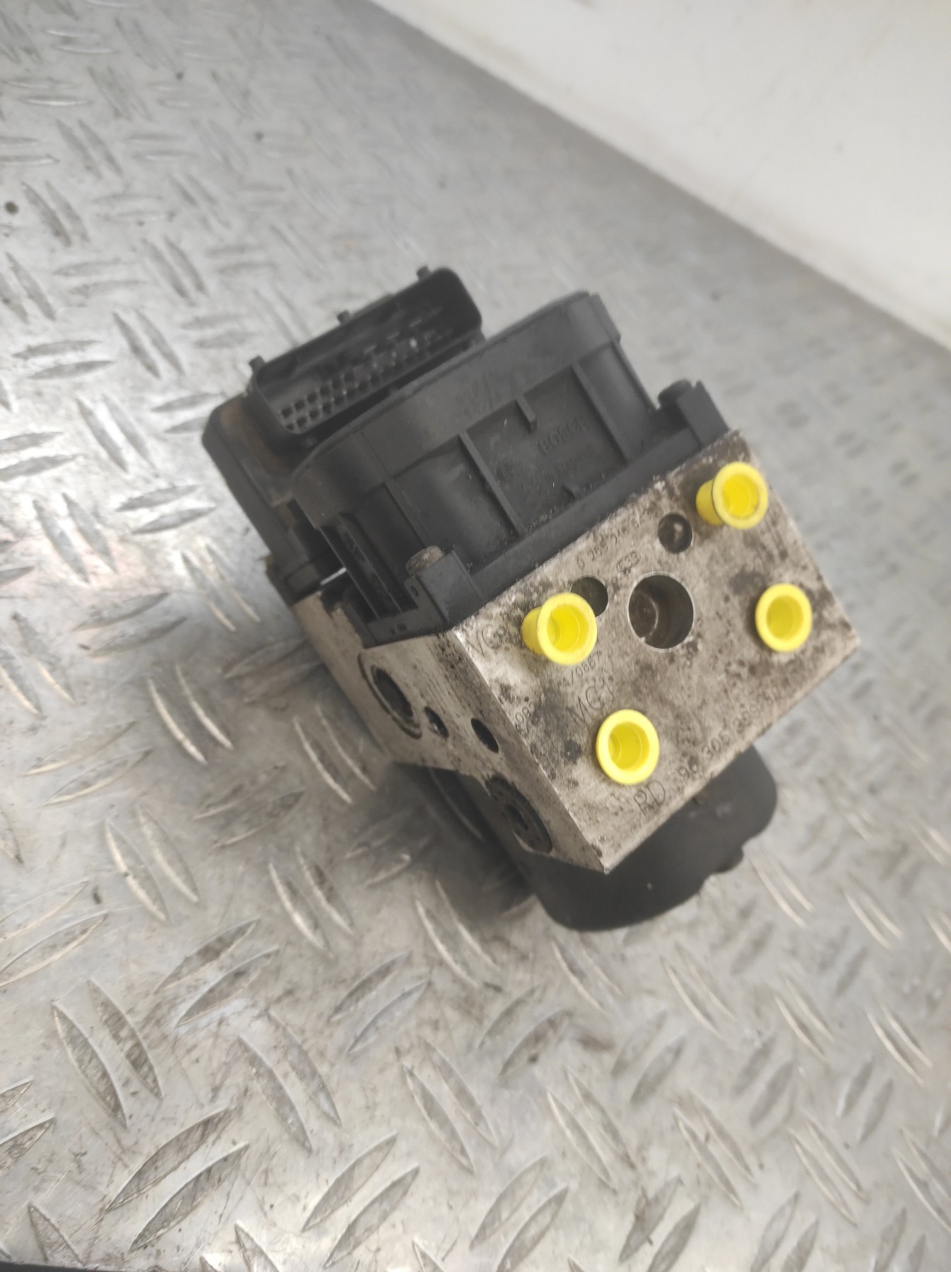 Bloc ABS (freins anti-blocage) PEUGEOT 406 PHASE 2 – 9630532980