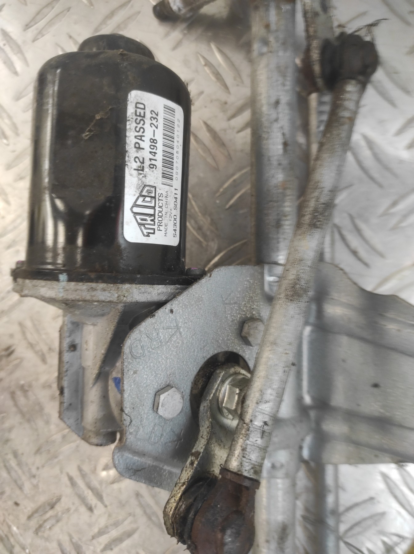 Moteur essuie glace avant OPEL TIGRA 2 TWINTOP CABRIOLET – 91498232