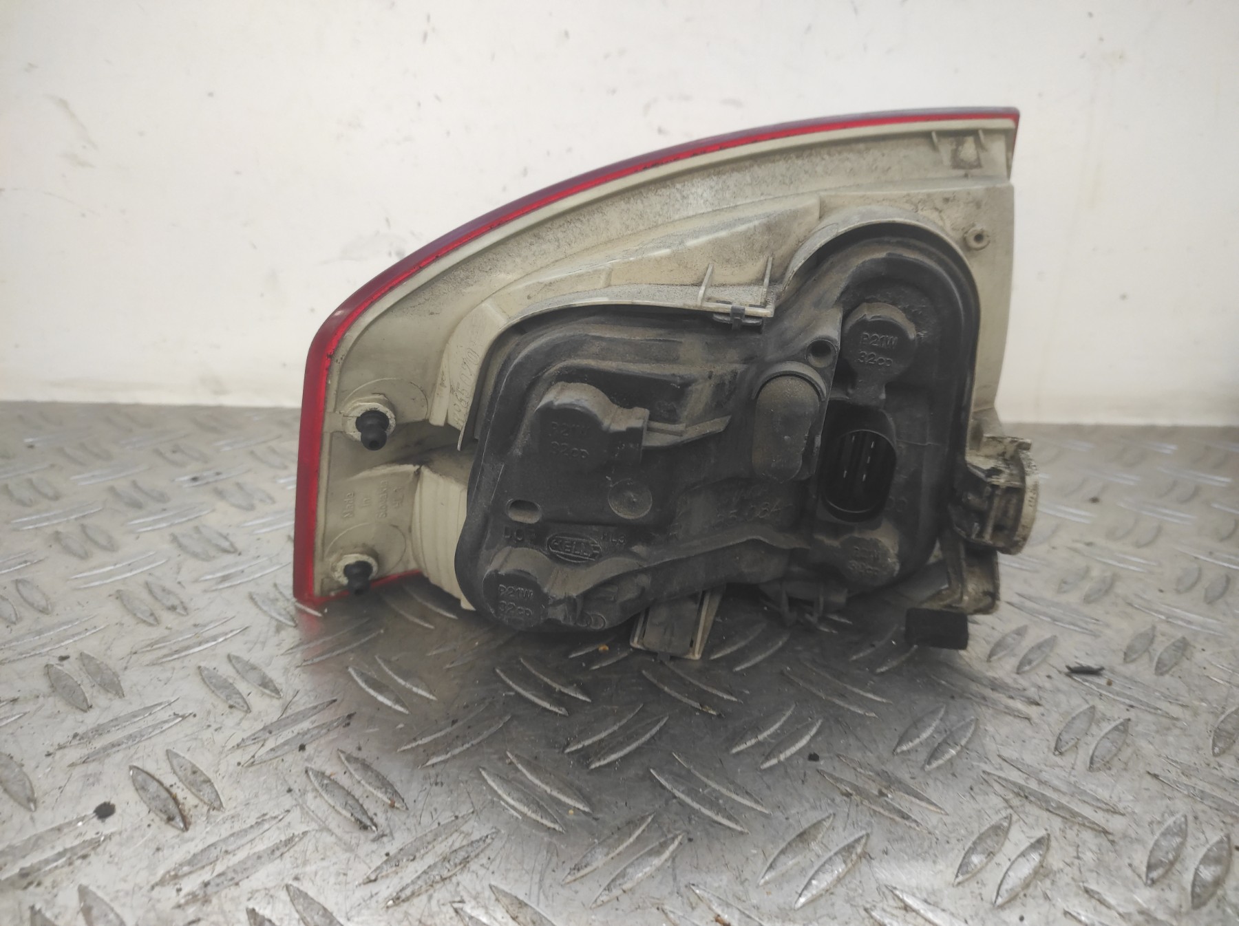 Feu arriere principal droit (feux) AUDI A4 2 PHASE 2 – R965070