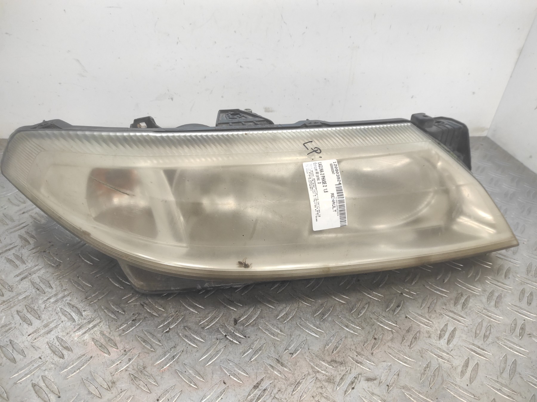 Optique avant principal droit (feux)(phare) RENAULT LAGUNA 2 PHASE 2 – 8200002847
