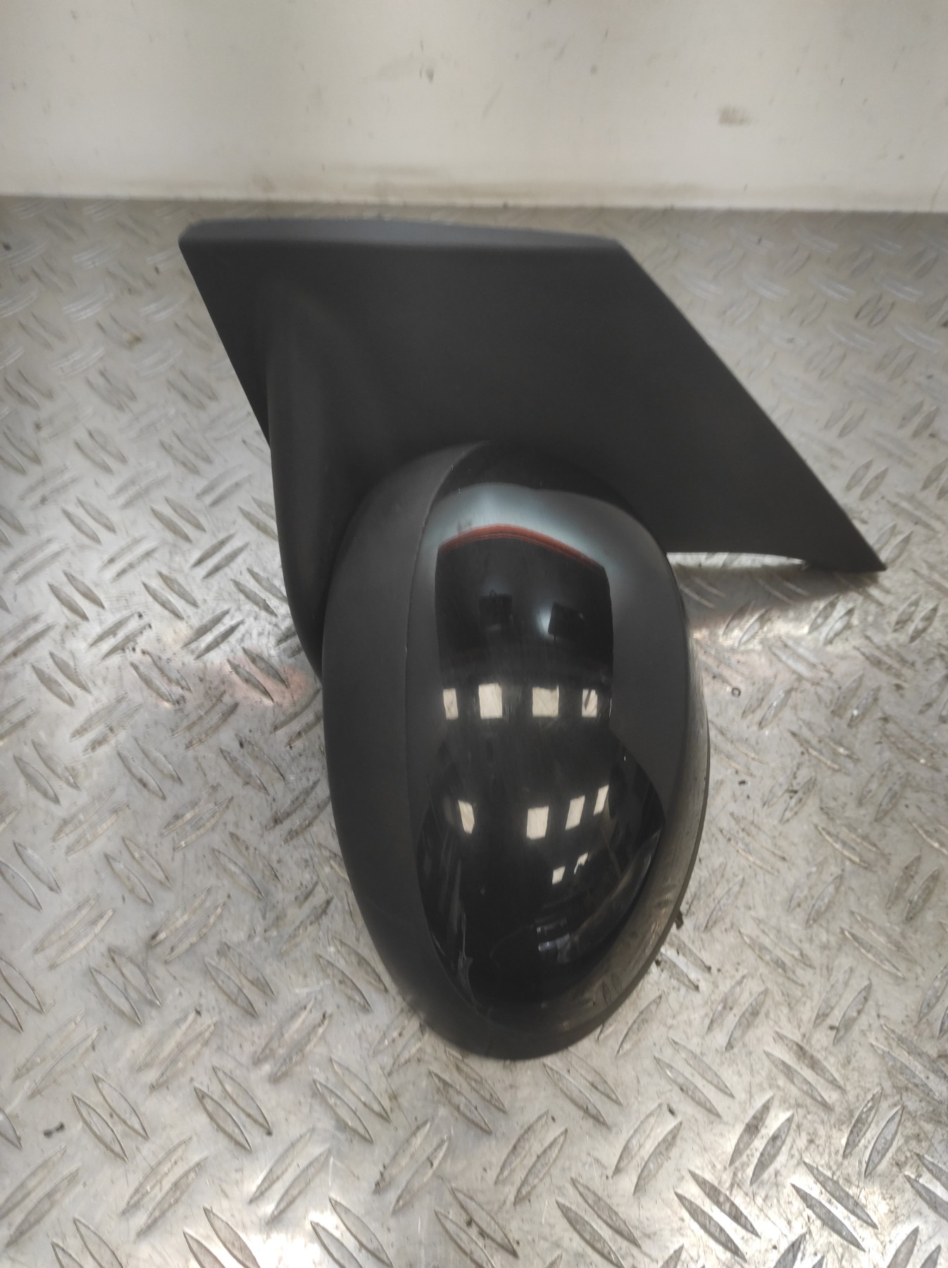 Retroviseur gauche TOYOTA AYGO 1 PHASE 1 – 879400H010