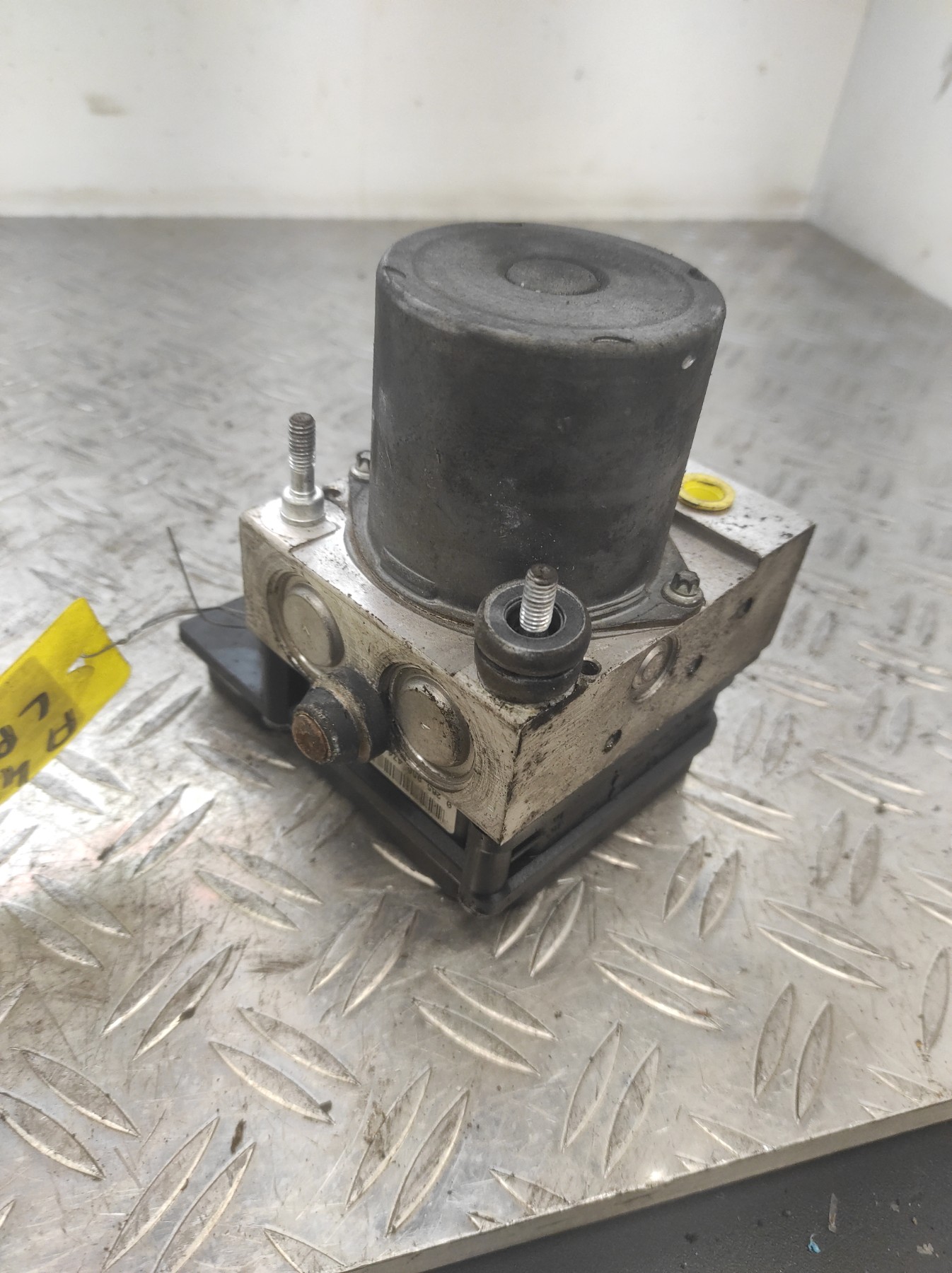 Bloc ABS (freins anti-blocage) AUDI A4 2 PHASE 2 – 8E0614517BF