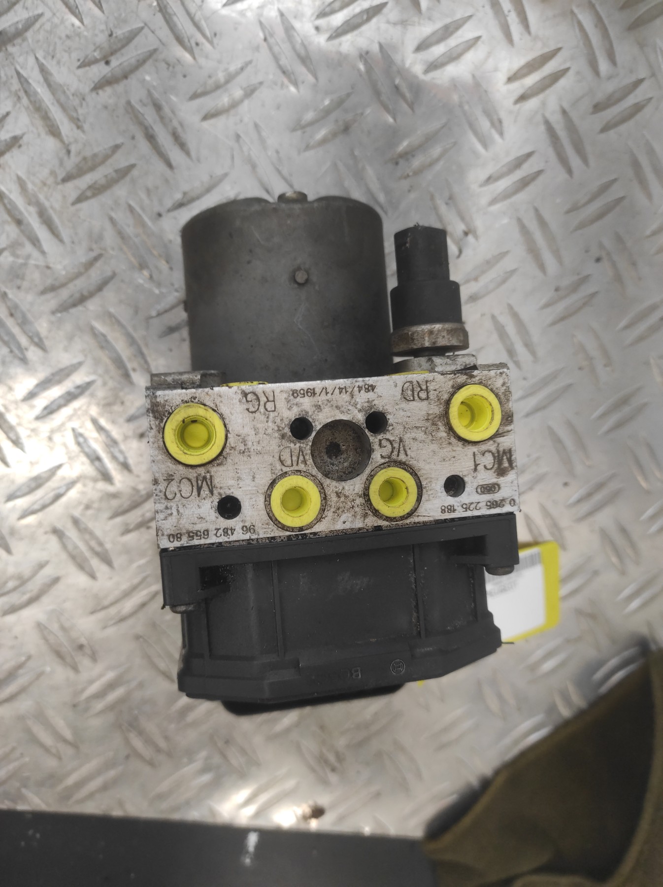 Bloc ABS (freins anti-blocage) PEUGEOT 308 1 PHASE 1 – 9648265580