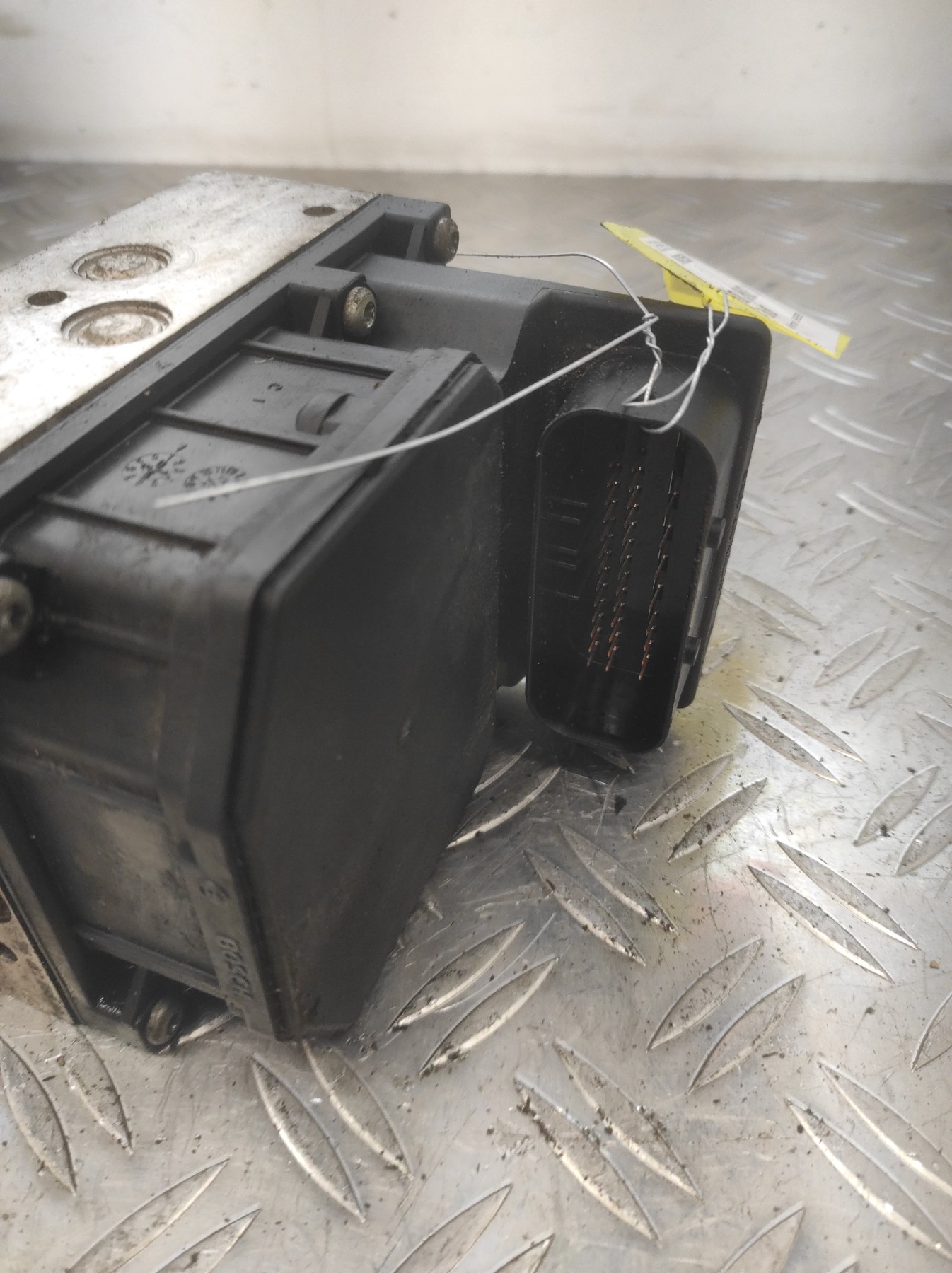 Bloc ABS (freins anti-blocage) PEUGEOT 308 1 PHASE 1 – 9648265580