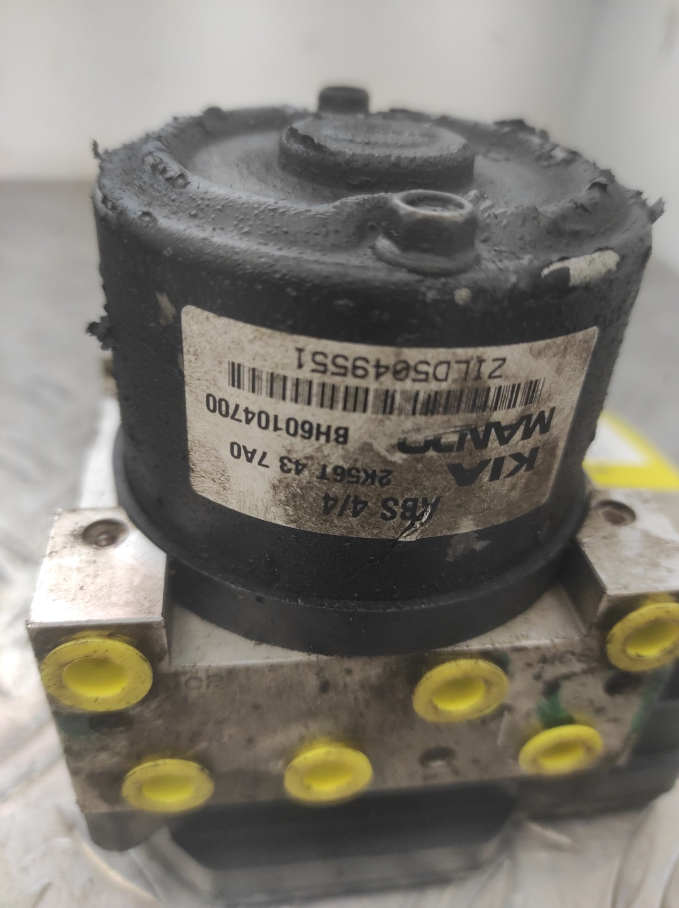 Bloc ABS (freins anti-blocage) KIA CARNIVAL 1 – 2K56T43