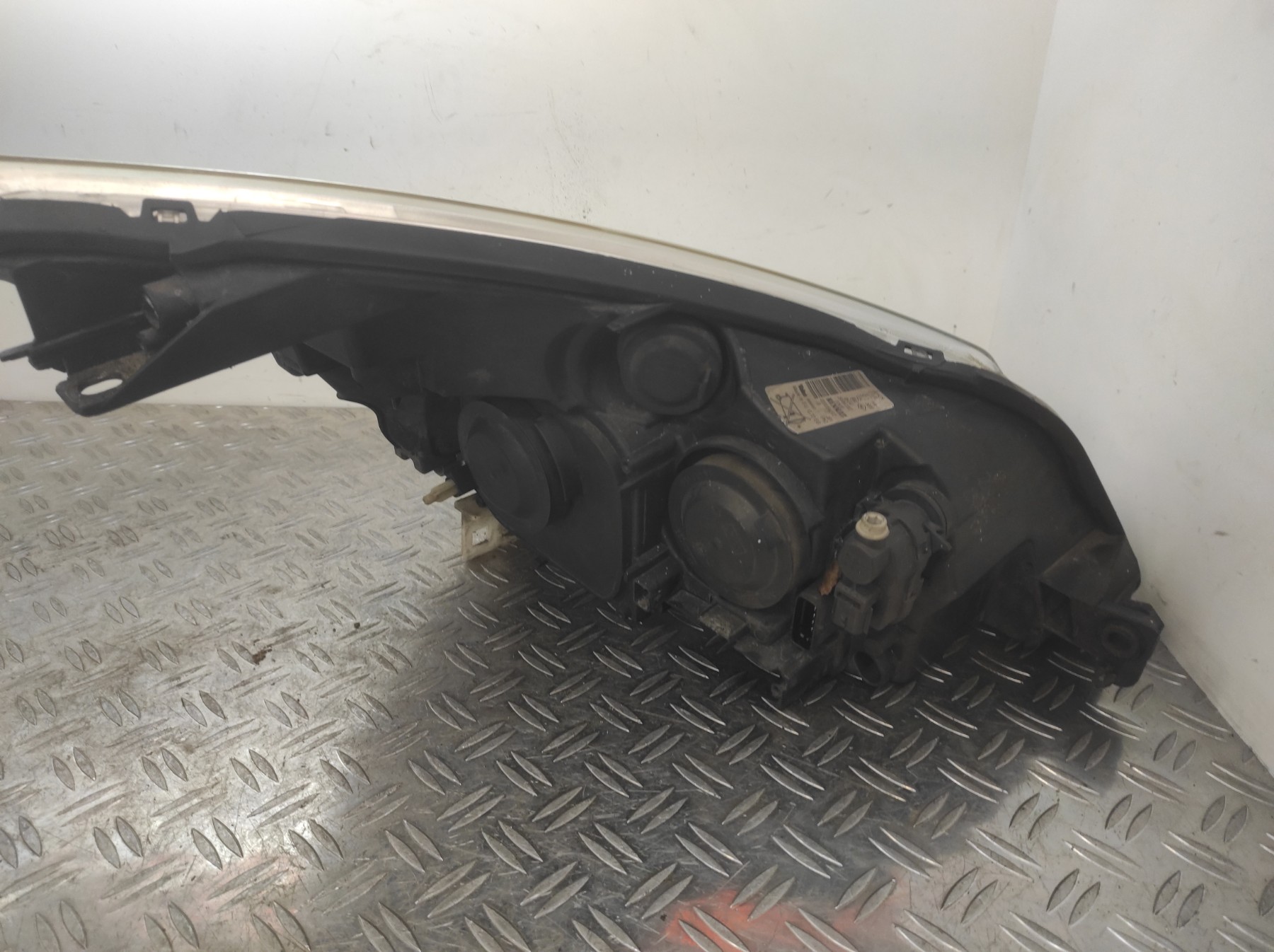 Optique avant principal gauche (feux)(phare) RENAULT ESPACE 4 PHASE 2 – 8200394702