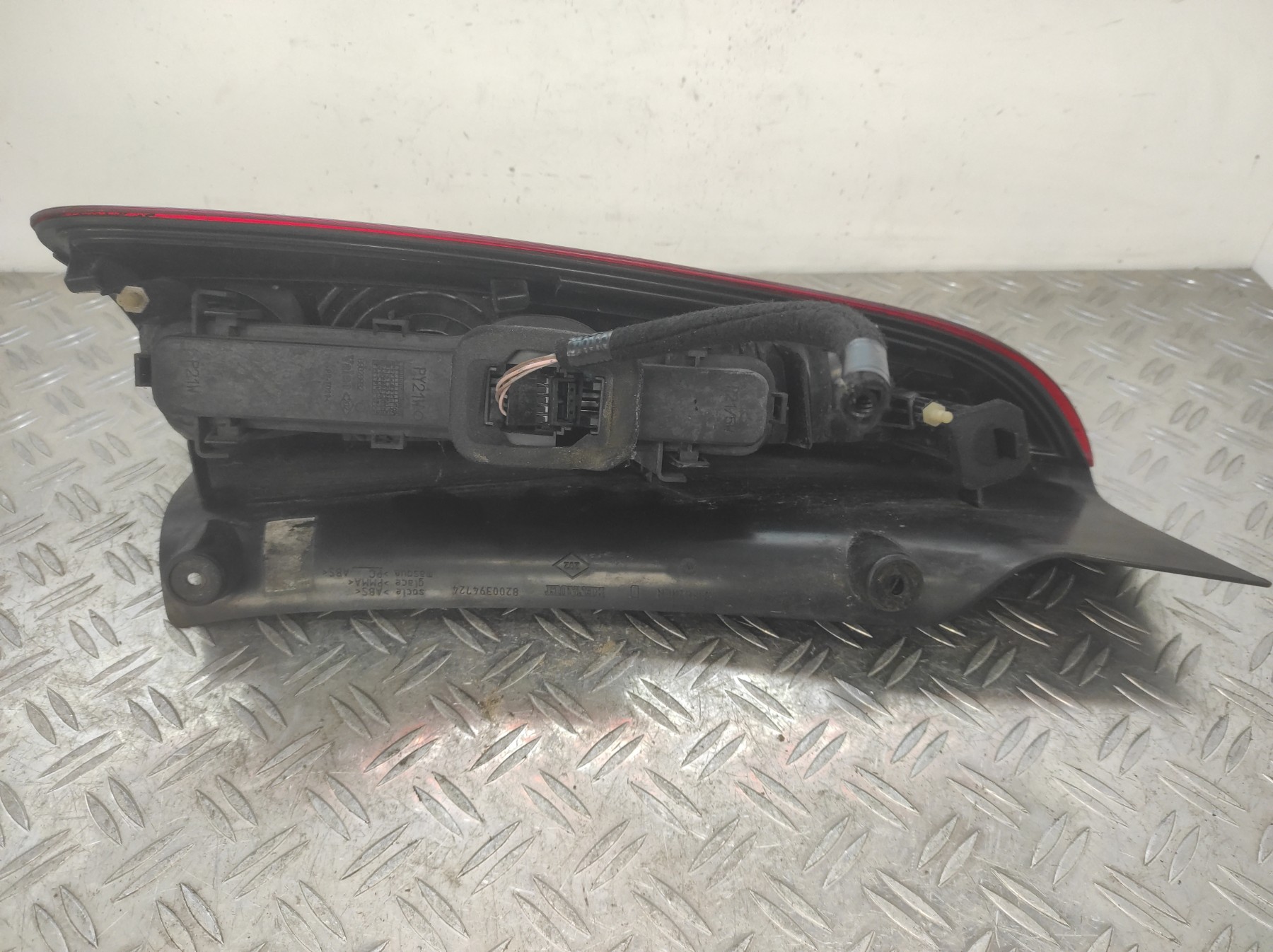 Feu arriere principal droit (feux) RENAULT ESPACE 4 PHASE 2 – 8200394724